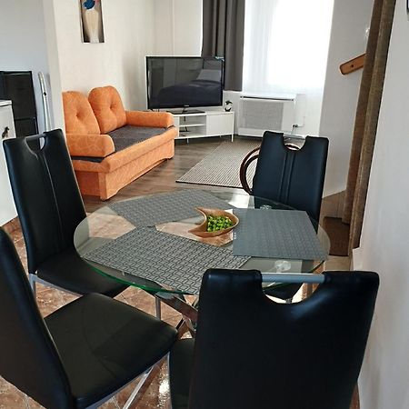Var-Lak Apartman Balatonfůzfő 外观 照片
